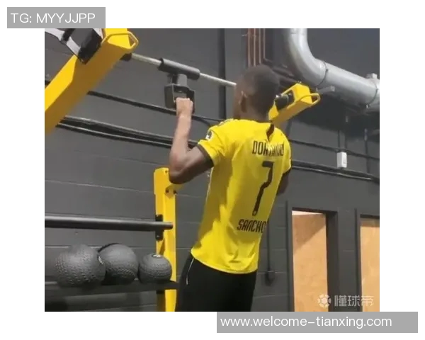 阿根廷球队大巴遭死敌袭击体育总监受伤情况紧急处理